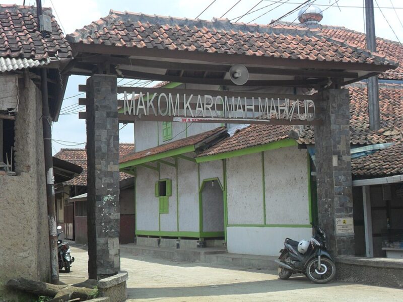 kampung mahmud
